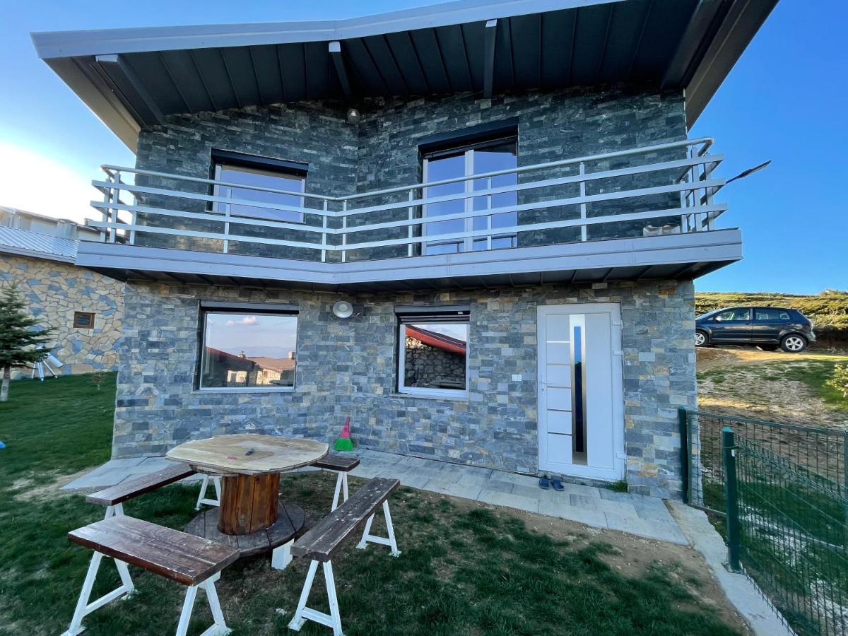 Villa 80 Kodra E Diellit 泰托沃 外观 照片