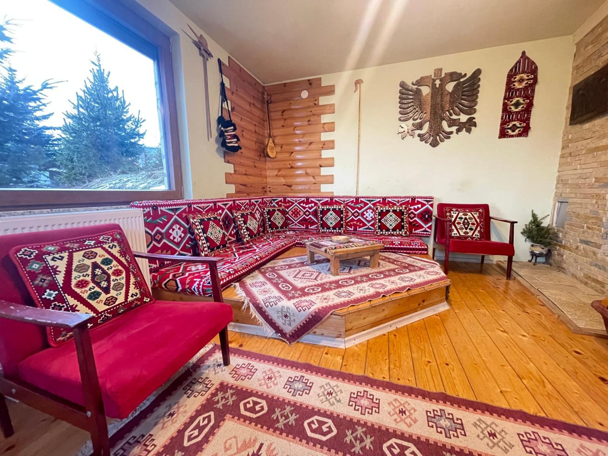 Villa 80 Kodra E Diellit 泰托沃 外观 照片